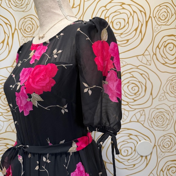 Betsey Johnson vintage-style tiered floral maxi dress. - Picture 6 of 7